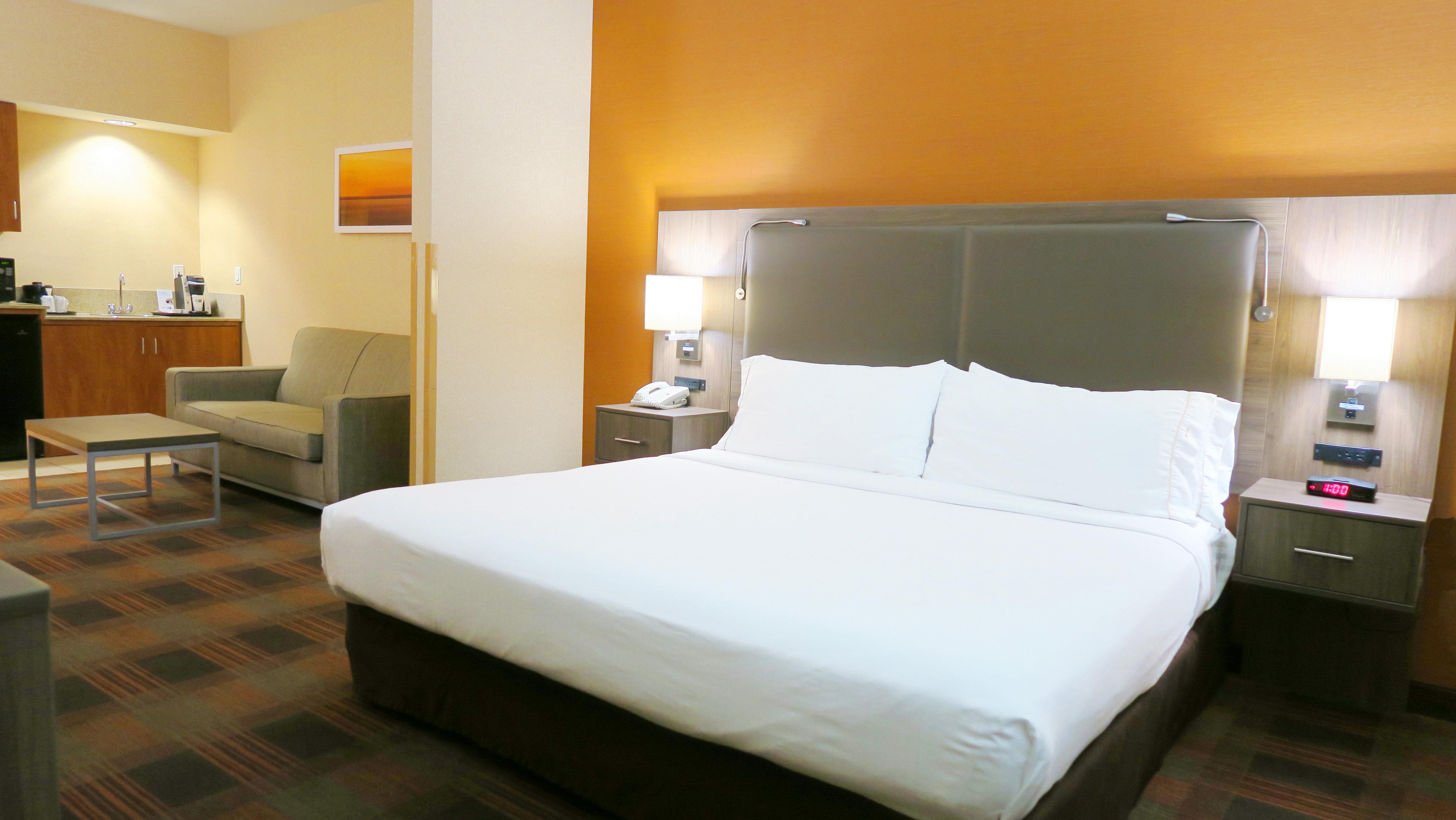 Hotel Express & - Hwy 99 By Ihg 3*