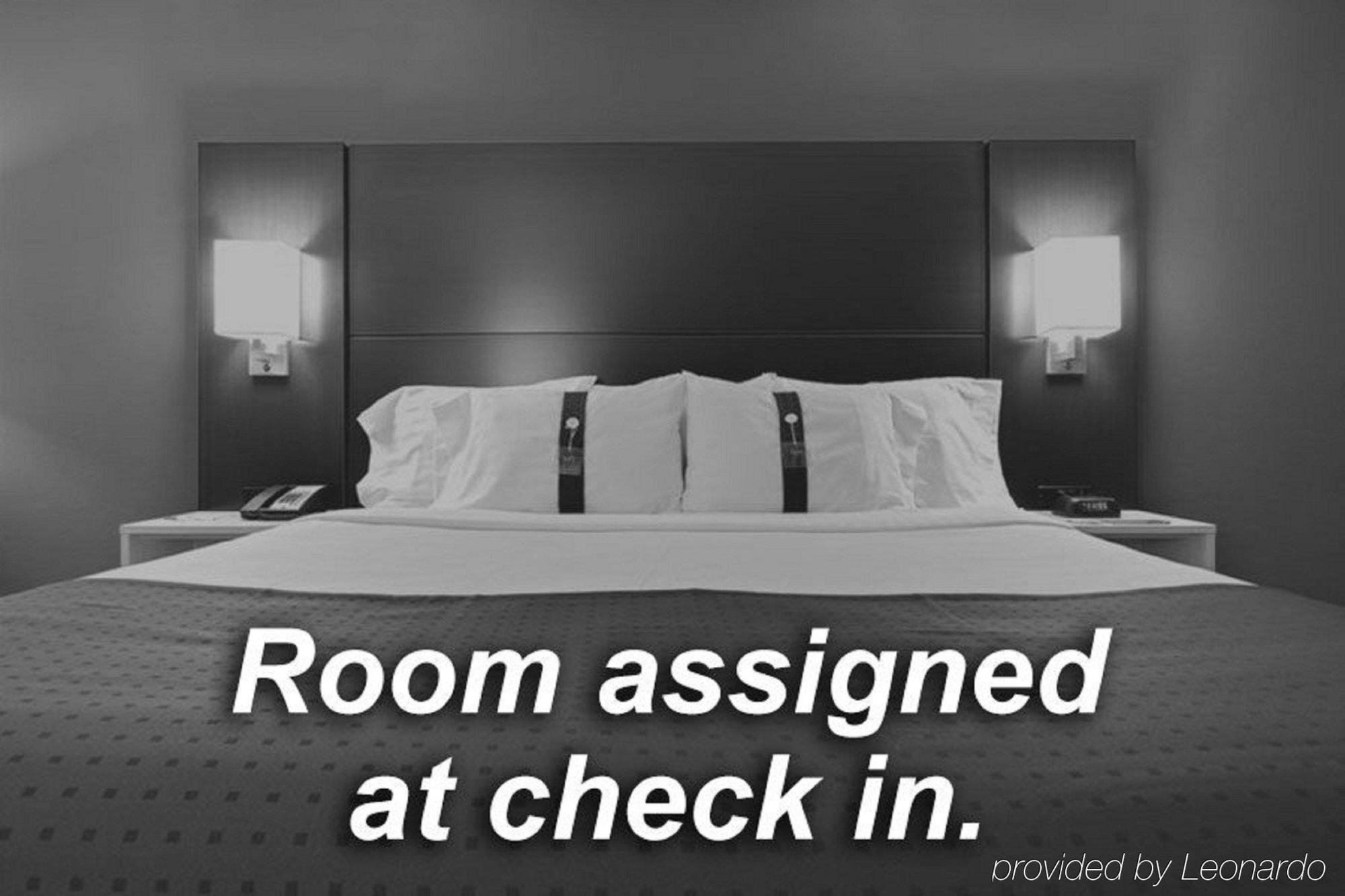 Express & - Hwy 99 By Ihg Hotel Elk Grove