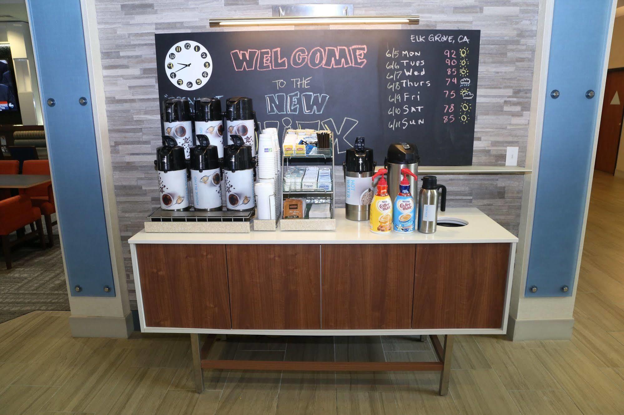 Express & - Hwy 99 By Ihg 3* Elk Grove